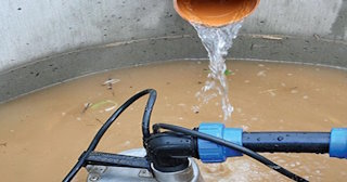 Установка дренажного насоса в Минеральных Водах - услуги от СантехДомМнр, расценки от 3075 рублей