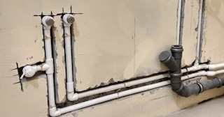 Штробление стен под трубы водоснабжения в Минеральных Водах - доступные цены от 513 руб
